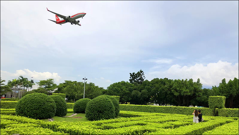 台北景點 | 台北迷宮花園看飛機掠過，水管屋野餐好去處，IG打卡超熱點 (花博新生公園)